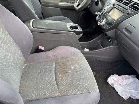 Used 2013 Toyota Prius V Two image 38