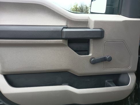 Used 2018 Ford F150 XL image 13