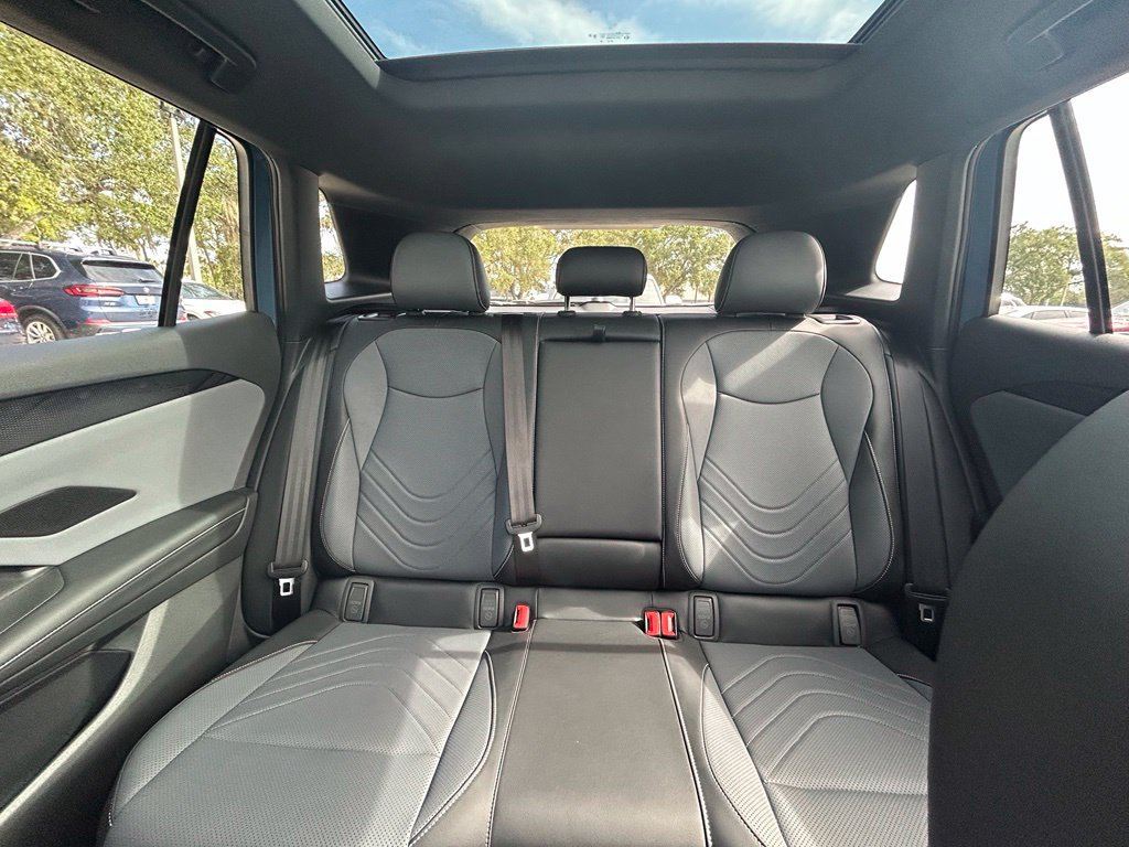 New 2026 Volkswagen Tiguan SE R-Line AWD/4WD image 12