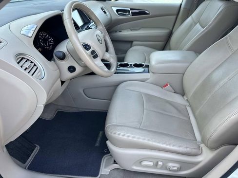 Used 2014 Nissan Pathfinder Platinum w/ Platinum Premium Package FWD image 20