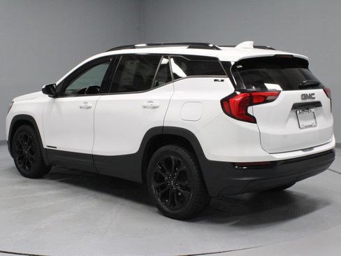 Used 2020 GMC Terrain SLE w/ Elevation Edition FWD image 8