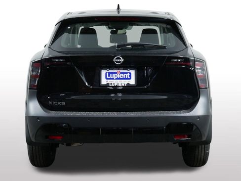 New 2026 Nissan Kicks S image 8