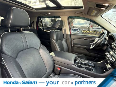 Used 2023 Honda Pilot Elite image 14