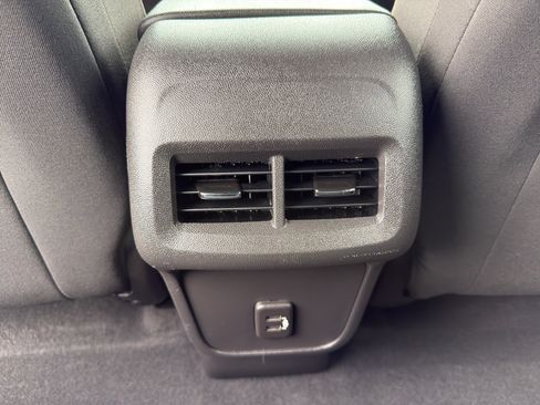 Certified 2021 Chevrolet Equinox LT AWD/4WD image 31