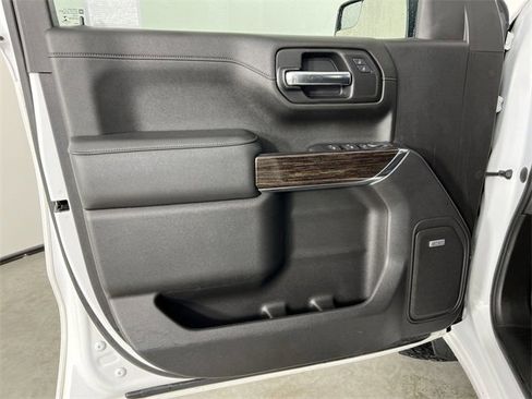 Used 2021 GMC Sierra 1500 Elevation w/ Preferred Package image 22