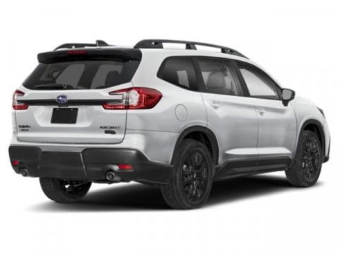 Used 2025 Subaru Ascent Onyx Edition image 2