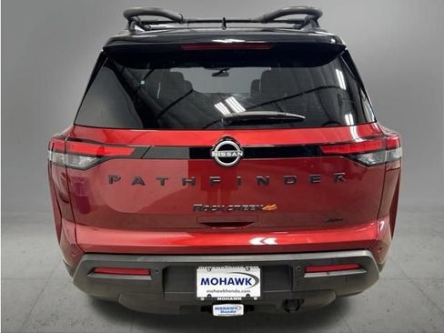 Used 2024 Nissan Pathfinder Rock Creek AWD/4WD image 4