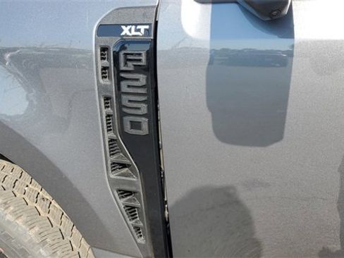 New 2026 Ford F250 XLT w/ XLT Premium Package image 12