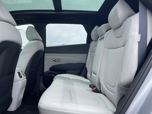 New 2025 Hyundai Tucson Limited image 33