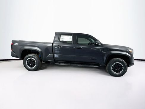 Used 2026 Toyota Tacoma TRD Off-Road AWD/4WD image 11