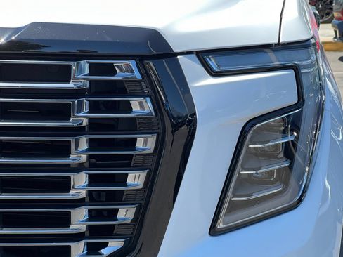 Used 2025 GMC Yukon Denali Ultimate AWD/4WD image 50