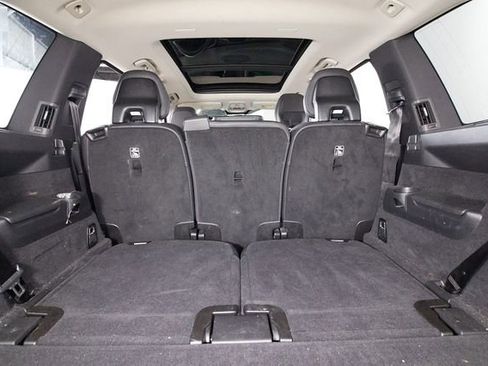 Certified 2023 Volvo XC90 B5 Plus w/ Protection Package Premier AWD/4WD image 26