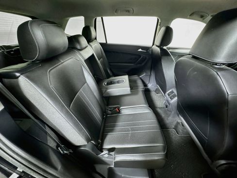 Used 2023 Volkswagen Tiguan SE FWD image 26