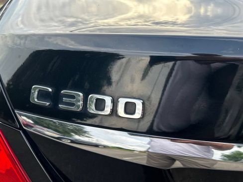 Used 2017 Mercedes-Benz C 300 Sedan image 6