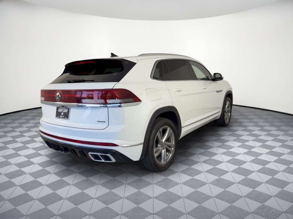 Used 2024 Volkswagen Atlas Cross Sport SEL R-Line AWD/4WD image 9