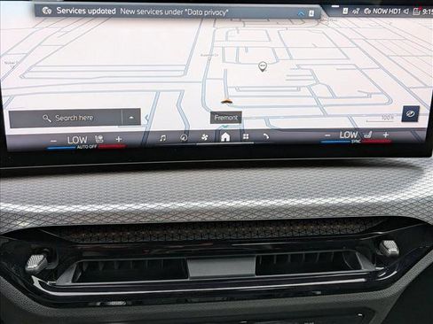 Used 2025 BMW 330i Sedan w/ Convenience Package RWD image 13