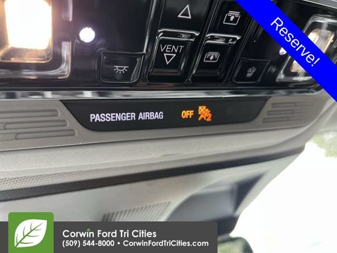 Used 2022 Lincoln Corsair Reserve w/ Equipment Group 201A AWD/4WD image 16