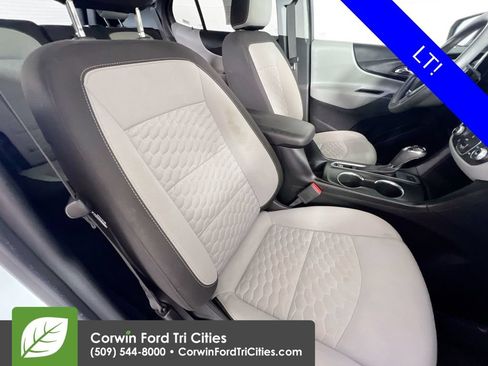 Used 2020 Chevrolet Equinox LT AWD/4WD image 17