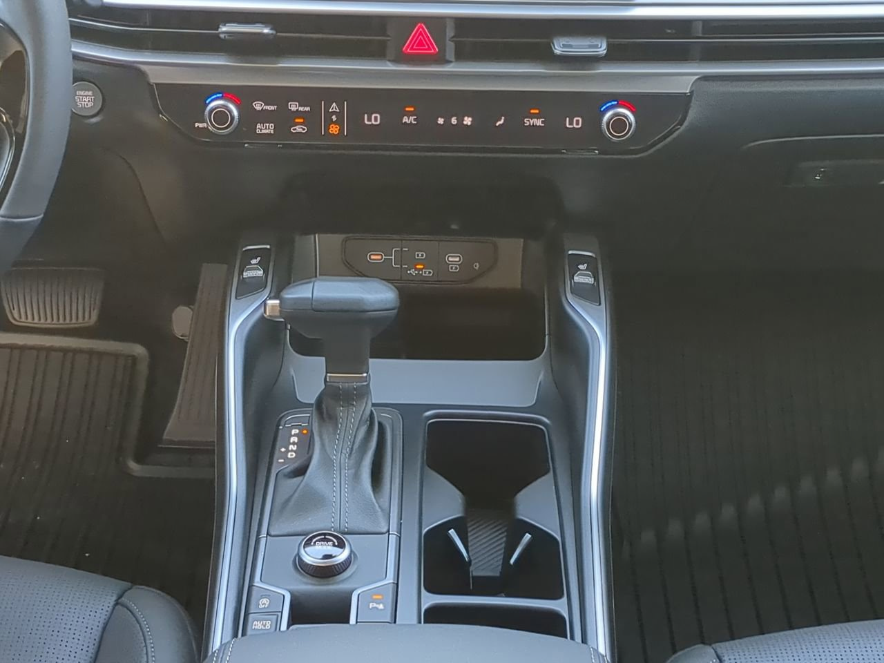New 2026 Kia Sorento S FWD image 19