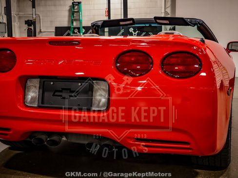 Used 1999 Chevrolet Corvette Convertible w/ Memory Pkg RWD image 51