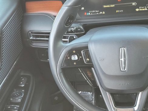 Used 2022 Lincoln Corsair Reserve image 13