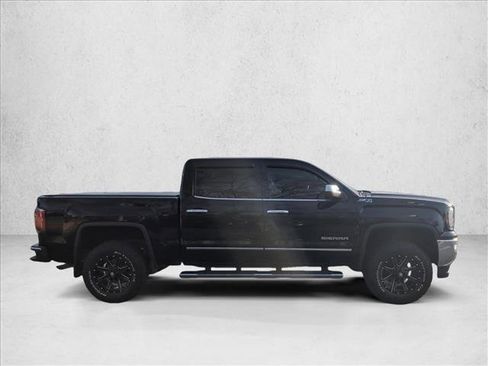 Used 2018 GMC Sierra 1500 SLT image 4