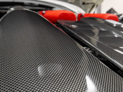 Used 2015 Ferrari F12 Berlinetta image 32