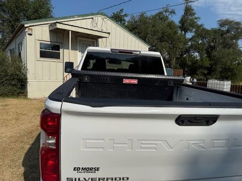 Used 2024 Chevrolet Silverado 2500 Custom w/ Custom Value Package AWD/4WD image 6