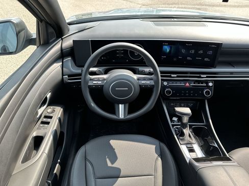 Used 2026 Hyundai Santa Cruz SEL image 18