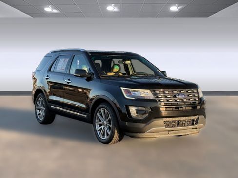 Used 2016 Ford Explorer Limited image 6