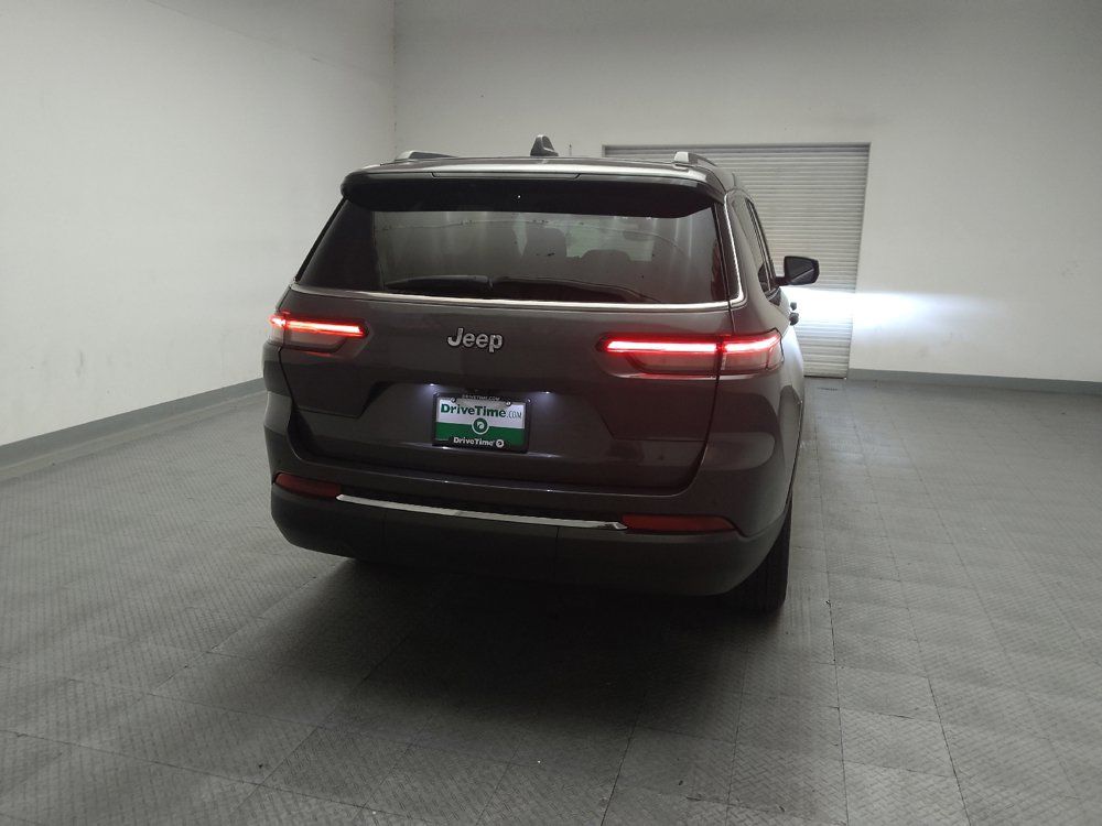 Used 2022 Jeep Grand Cherokee L Limited RWD image 7