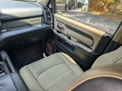 Used 2020 RAM 2500 Limited AWD/4WD image 16