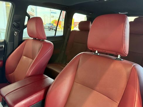 Used 2023 Lexus GX 460 Premium w/ Premium Package AWD/4WD image 21