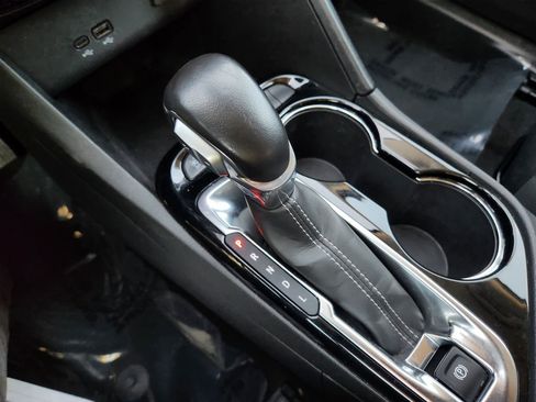 Used 2024 Buick Encore GX Sport Touring image 20