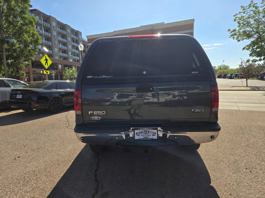 Used 2004 Ford F250 Lariat AWD/4WD image 9