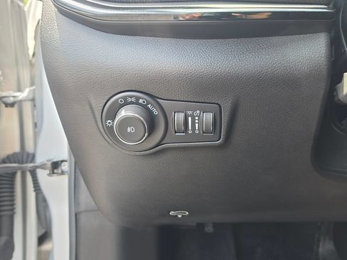 Used 2025 Jeep Compass Limited w/ High Altitude Package AWD/4WD image 14