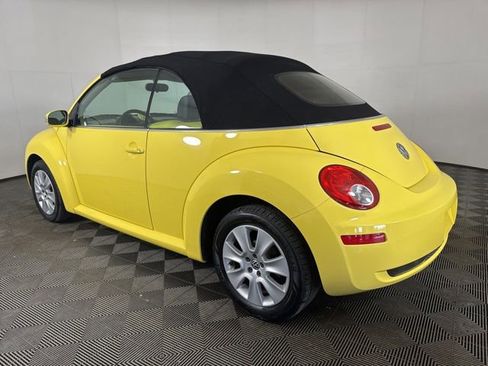 Used 2008 Volkswagen Beetle S FWD image 6