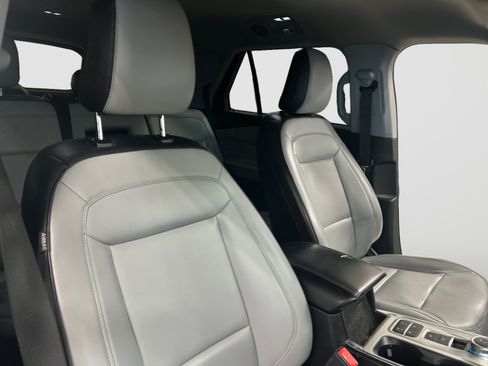 Used 2021 Ford Explorer XLT w/ Equipment Group 202A RWD image 20