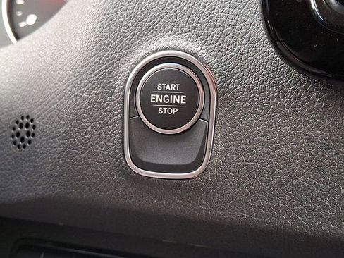 Used 2025 Mercedes-Benz Sprinter 2500 image 18