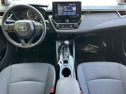 Used 2022 Toyota Corolla LE w/ LE Convenience Package FWD image 12