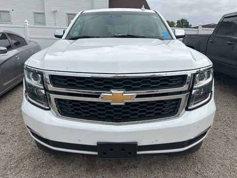Used 2018 Chevrolet Tahoe Premier image 3