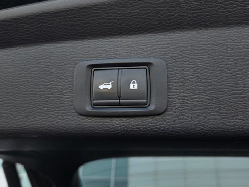 Used 2024 Mitsubishi Outlander SE Black Edition FWD image 28