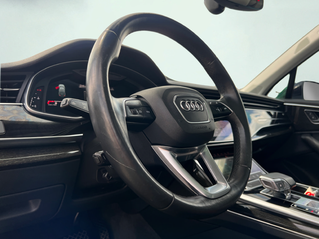 Used 2022 Audi Q7 3.0T Premium Plus AWD/4WD image 21