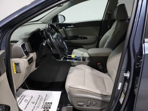 Used 2019 Kia Sportage SX image 11