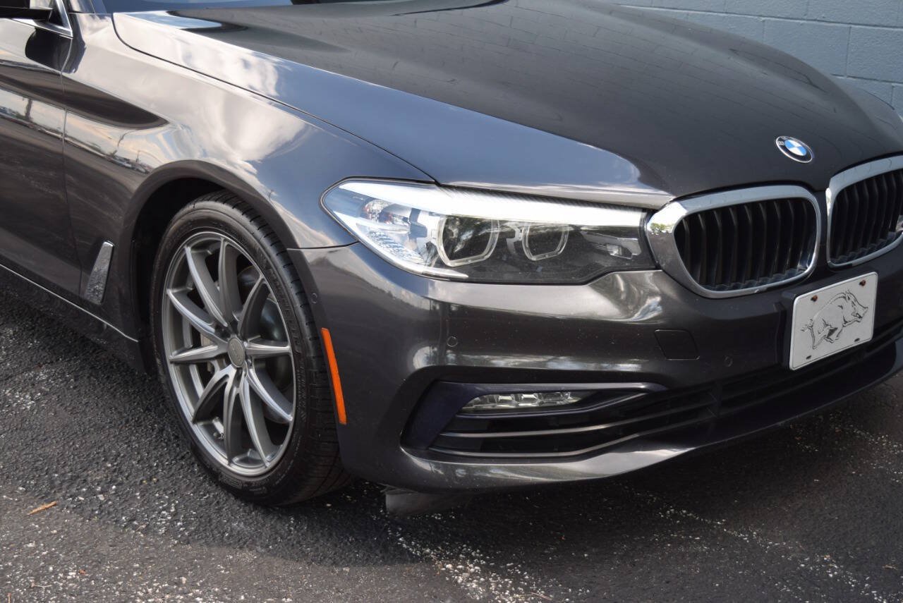 Used 2017 BMW 530i xDrive AWD/4WD image 14