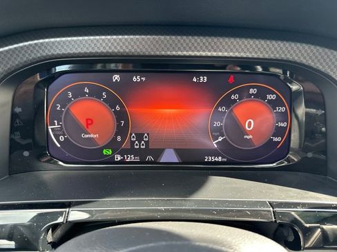Certified 2024 Volkswagen Atlas Peak Edition SE AWD/4WD image 22