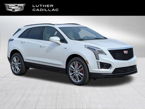 Used 2026 Cadillac XT5 Sportv w/ LPO, Floor Liner Package AWD/4WD image 1