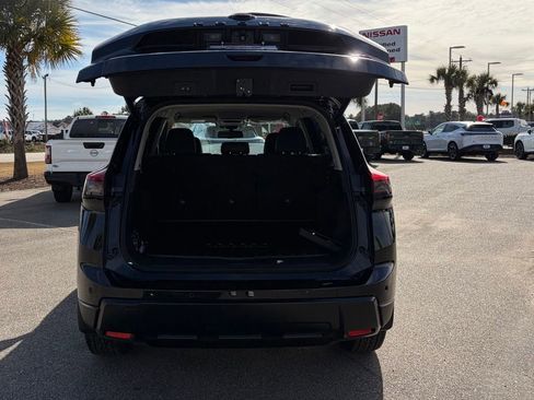 New 2026 Nissan Rogue Rock Creek image 6