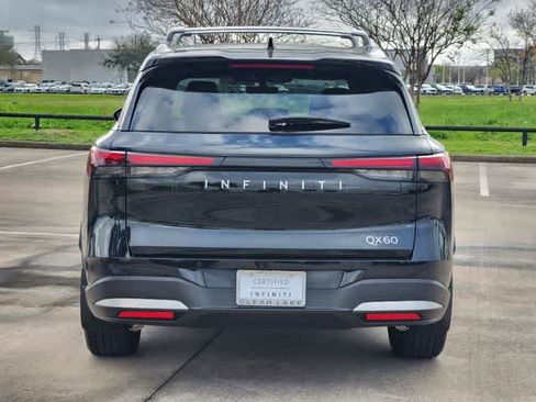 Certified 2026 INFINITI QX60 Luxe w/ Family Package image 5