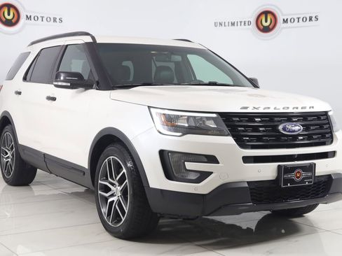 Used 2017 Ford Explorer Sport w/ Equipment Group 401A AWD/4WD image 26